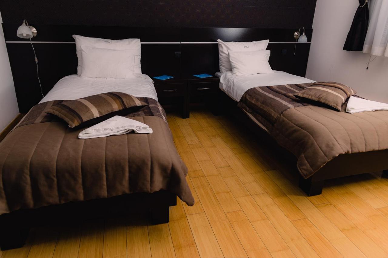 Hotel Novak Zvornik Bagian luar foto