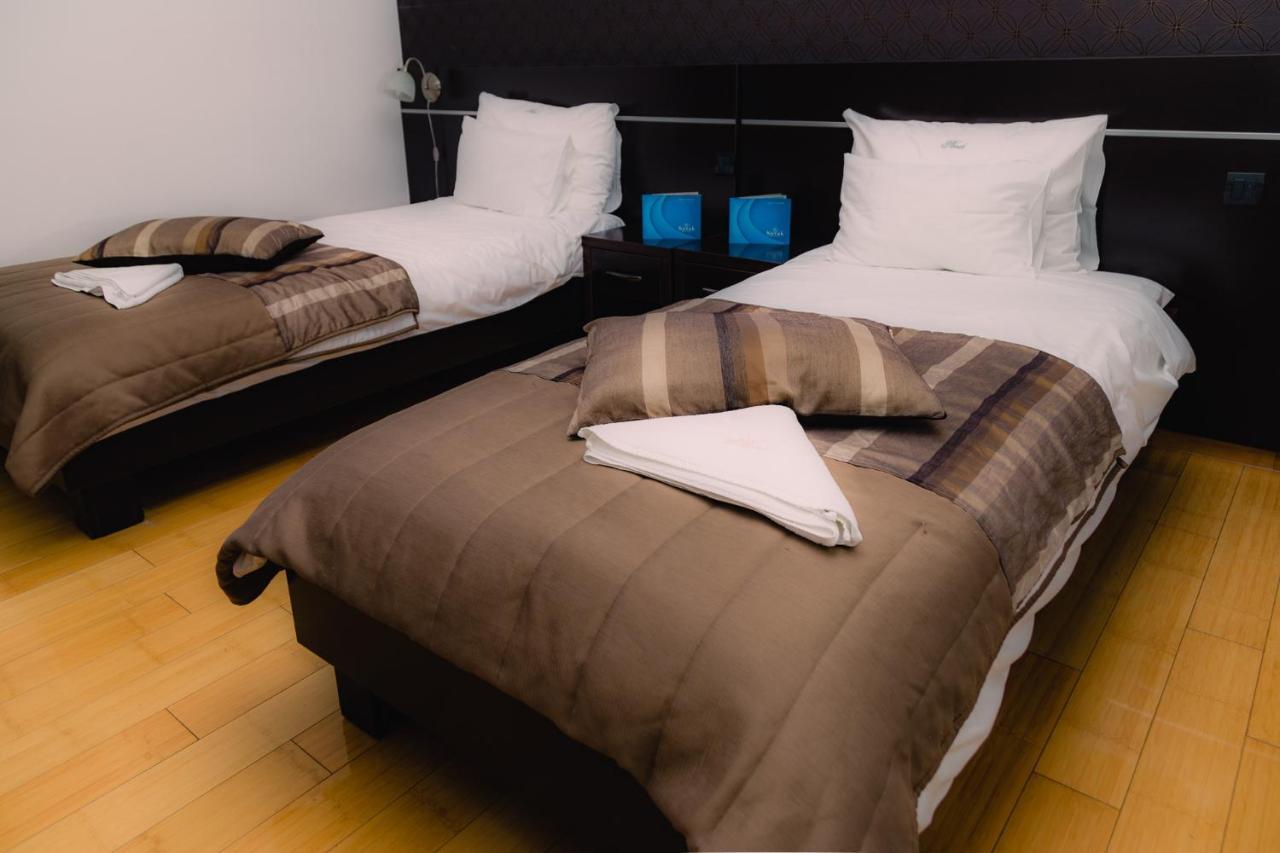 Hotel Novak Zvornik Bagian luar foto