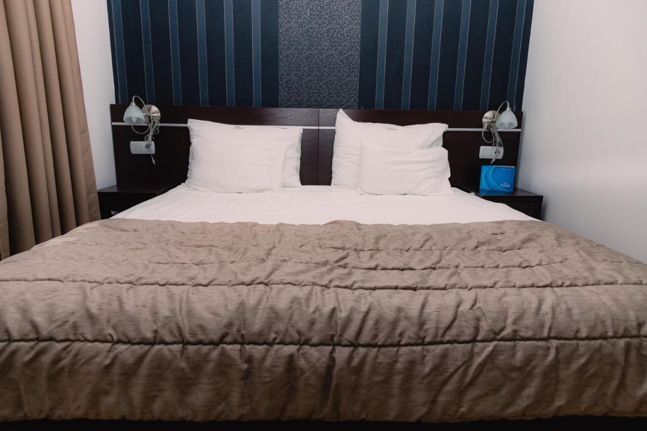 Hotel Novak Zvornik Bagian luar foto