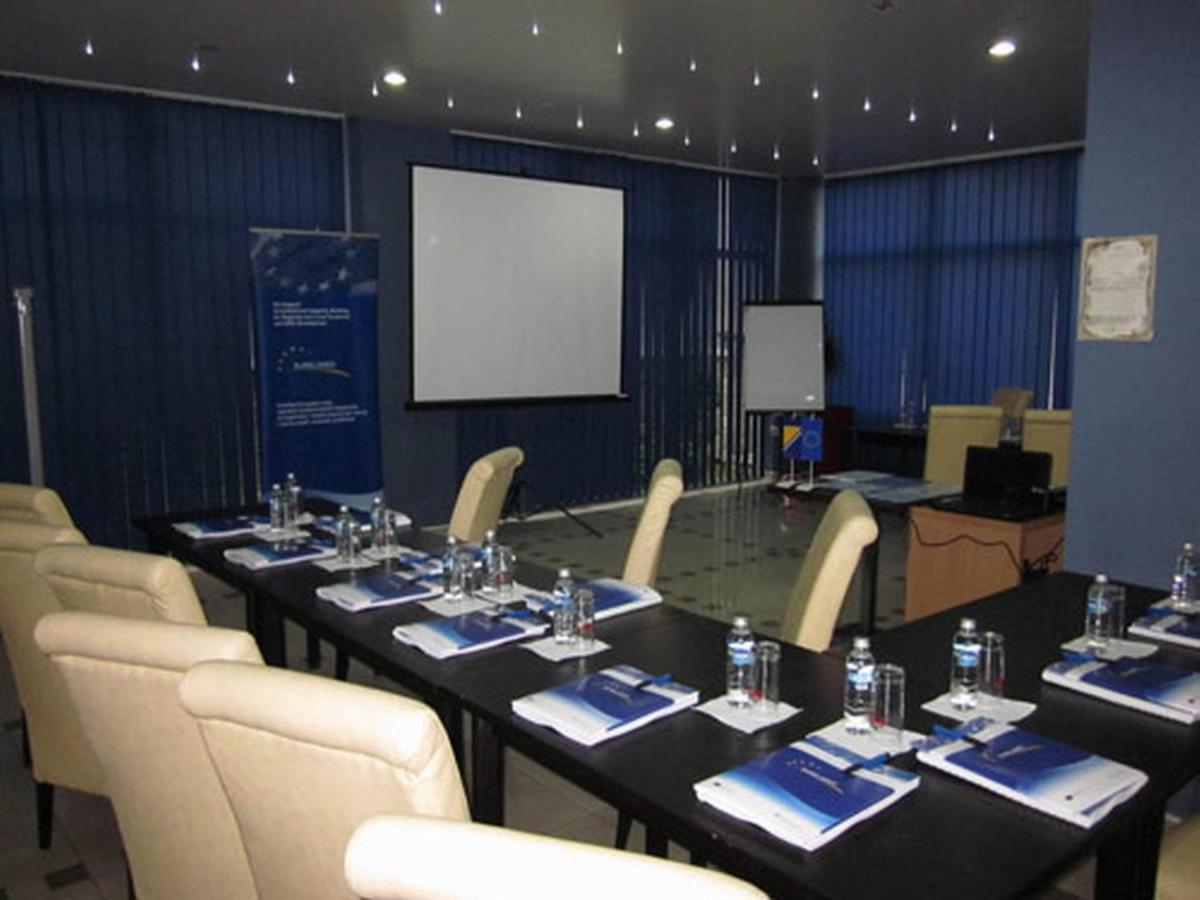 Hotel Novak Zvornik Bagian luar foto