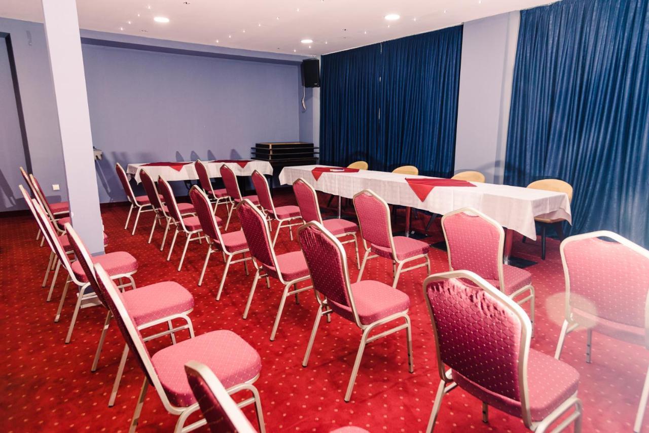 Hotel Novak Zvornik Bagian luar foto