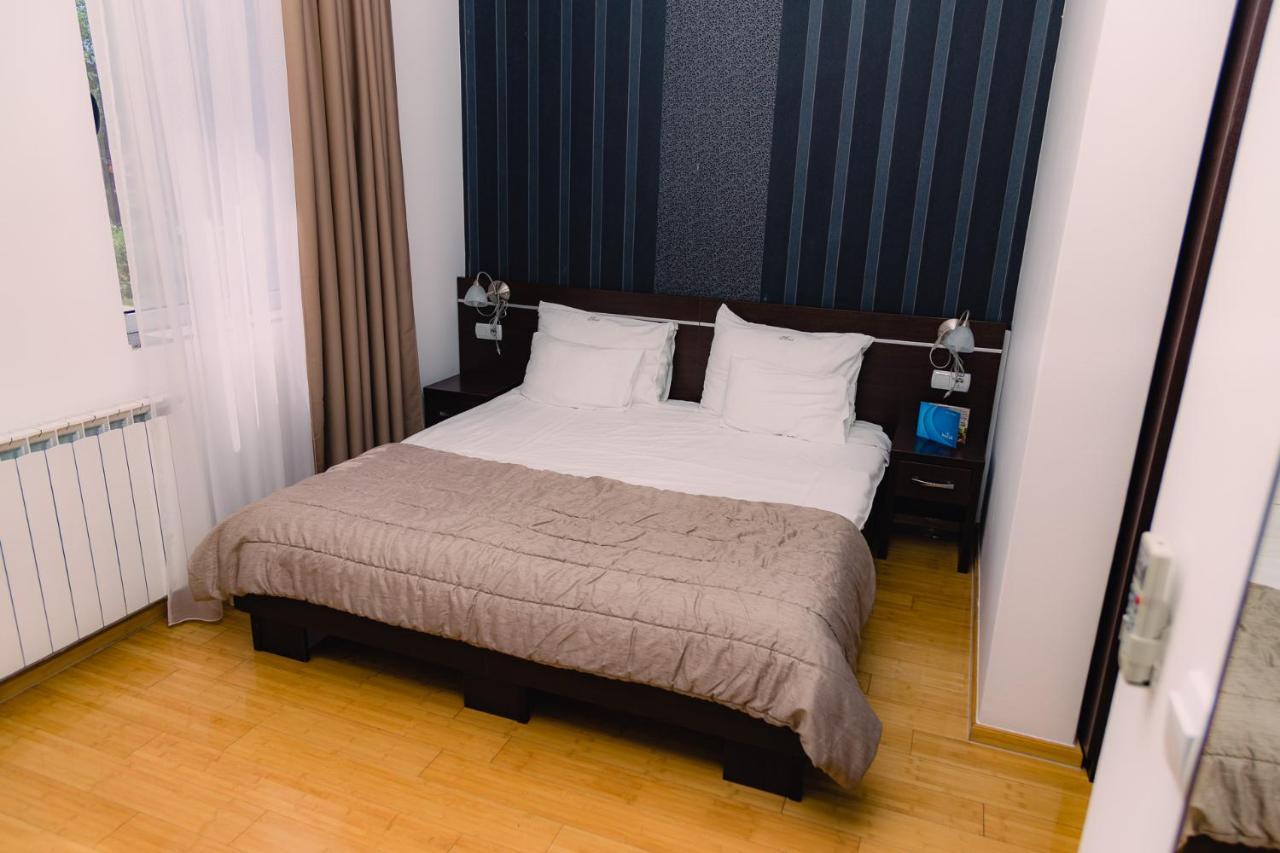 Hotel Novak Zvornik Bagian luar foto