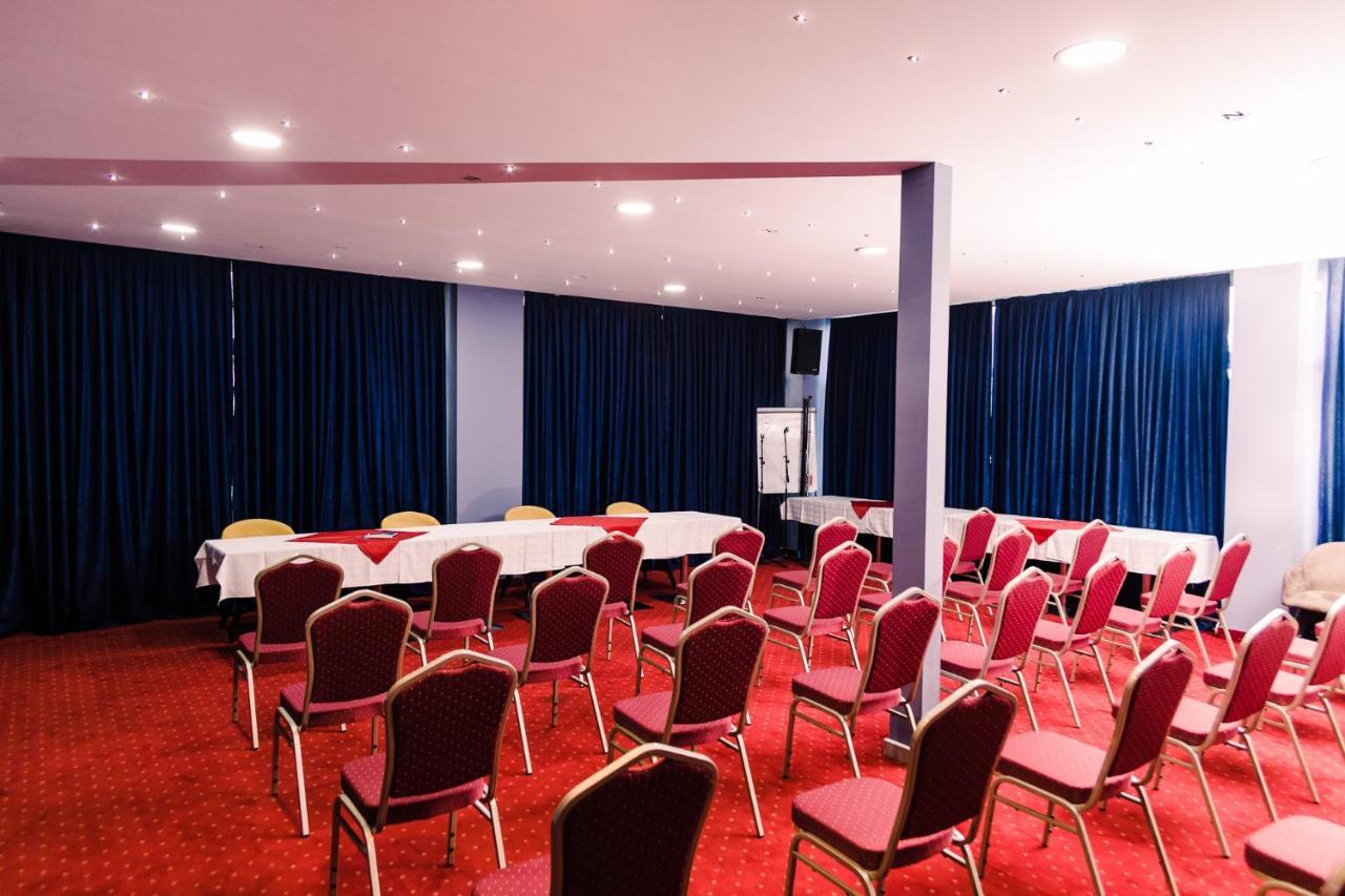 Hotel Novak Zvornik Bagian luar foto