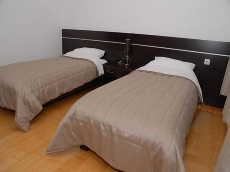 Hotel Novak Zvornik Bagian luar foto