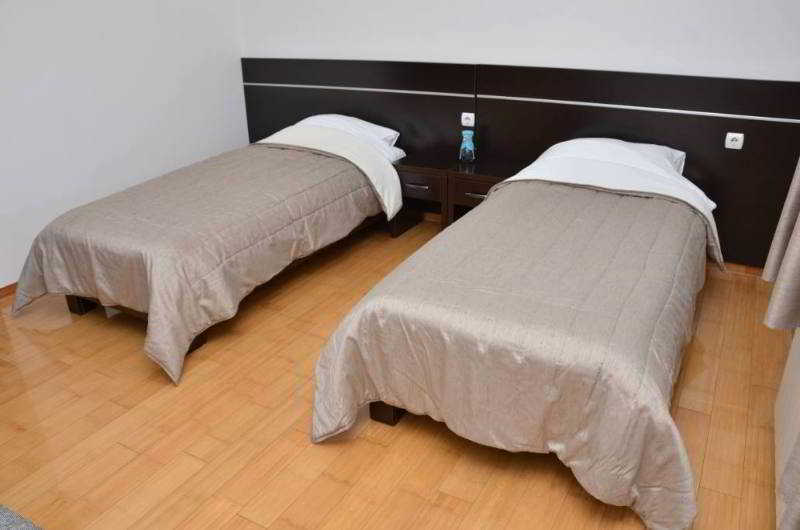 Hotel Novak Zvornik Bagian luar foto